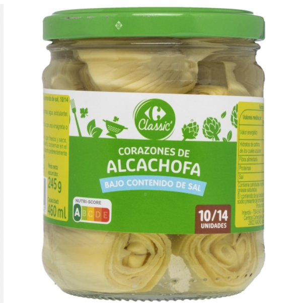 Alcachofas en conserva con agujas en lata.